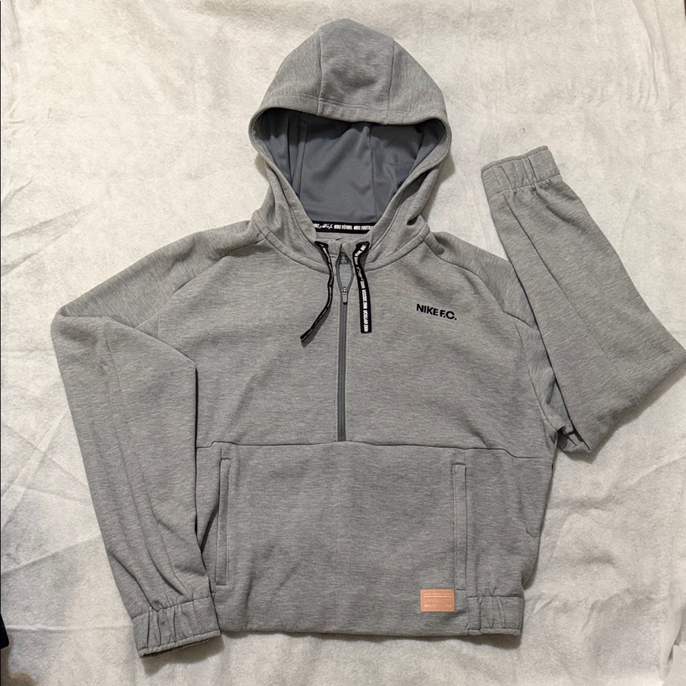 Nike XS Gray Half-Zip Hooded Sweatshirt -